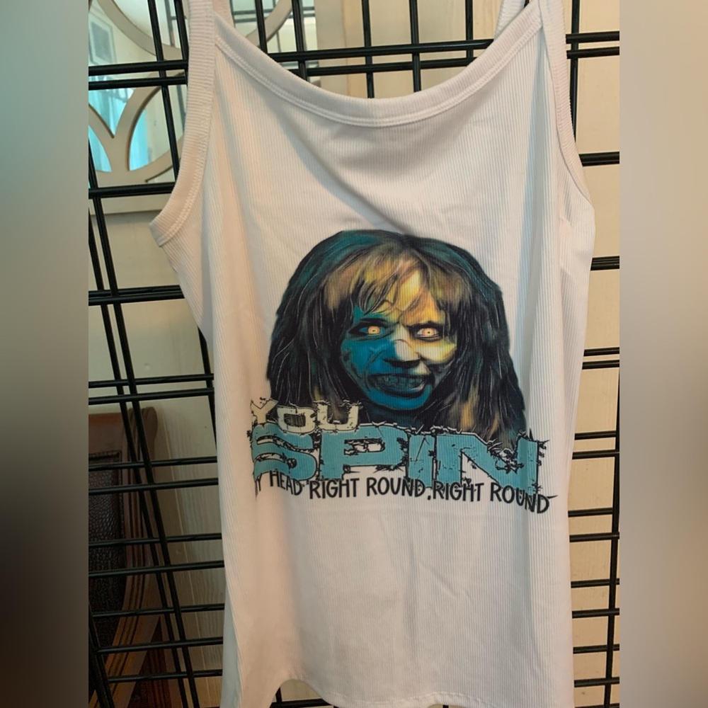 Woman’s tank tops
